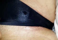 Das sympathische schwarze Mädchen Yasmina wird beim neue kostenlose pornos Pornocasting gefickt