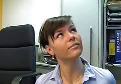 Junge Schlampe wird von googlesexfilme einem reifen Mann gefickt