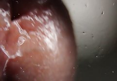 Die dreckige Hure will so gerne ficken, dass sie es nicht aushält und fängt an, mit ihrem Höschen herumzuspielen, während sie ihre Freundin besucht. Eingesperrt im Badezimmer, schreit sie laut vor lauter Begeisterung und kostenlose retro sexfilme gibt sich selbst ein einzigartiges Vergnügen