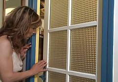 Die blonde Alexa Grace schluckt kostenlose softsexfilme einen schwarzen Schwanz und fickt einen schwarzen Mann