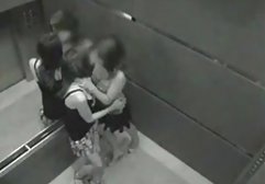 Vollbusige reife Küken spielt mit Titten und kostenlos pornofilme gucken fickt Muschi