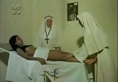 Die exotische Brünette gratis geile pornofilme Annie Cruz spritzt ihrer Freundin ins Gesicht, sie wird von einem Kerl mit einem dicken Schwanz begleitet und von diesen heißen Huren hart gefickt, die überall fluten