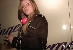 Enge Löcher des frustrierten Brunette freie pornofilme in hd