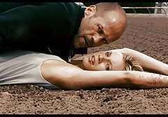 Aufgeblasenes Ebenholz fickt eine leidenschaftliche Blondine während ihr gratis sex filme hd Ehemann Hahnrei