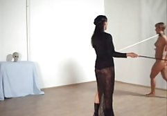 Schwarzer Hübscher überredete eine junge Freundin zu hausfrauen sexfilme kostenlos einem Gangbang mit Schwarzen