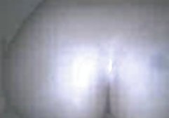 Dude steckt dem Blonden einen Finger in den Arsch und steckt ihn ihm auf den Schwanz kostenlose pornos zum download