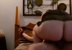 Vollbusige Blondine stöhnt vor Cunnilingus und fickt geil kostenlose sex filme mit einem Männchen